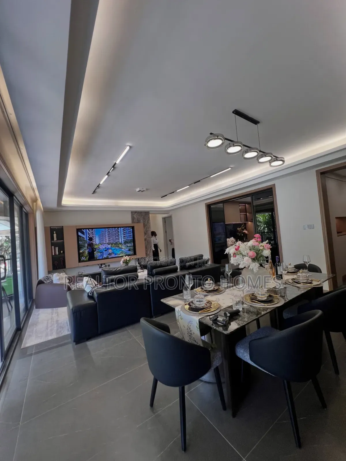 3bdrm Apartment in Westlands, Raphta Road Area for sale