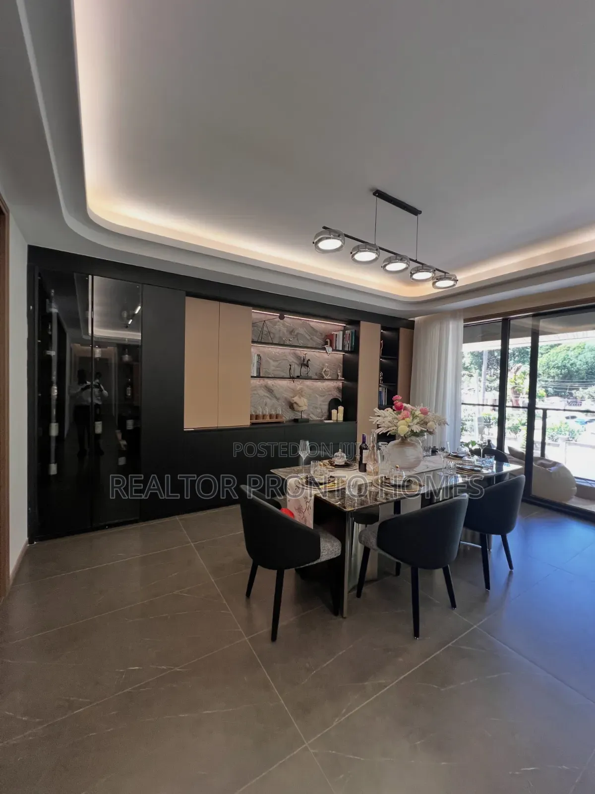 3bdrm Apartment in Westlands, Raphta Road Area for sale