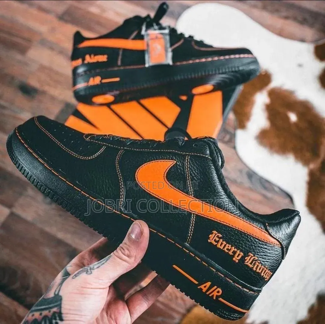 Nike Airforce One Low Vlone Sneakers