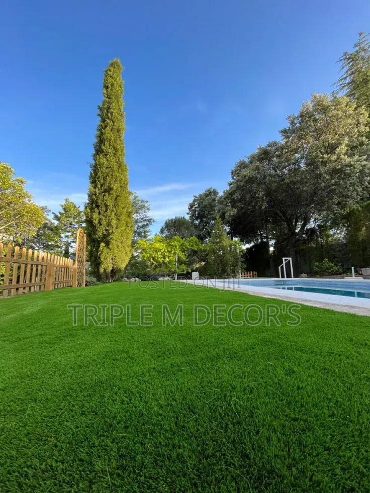 Clean Elegant Outdoor Living Artificial Lawn