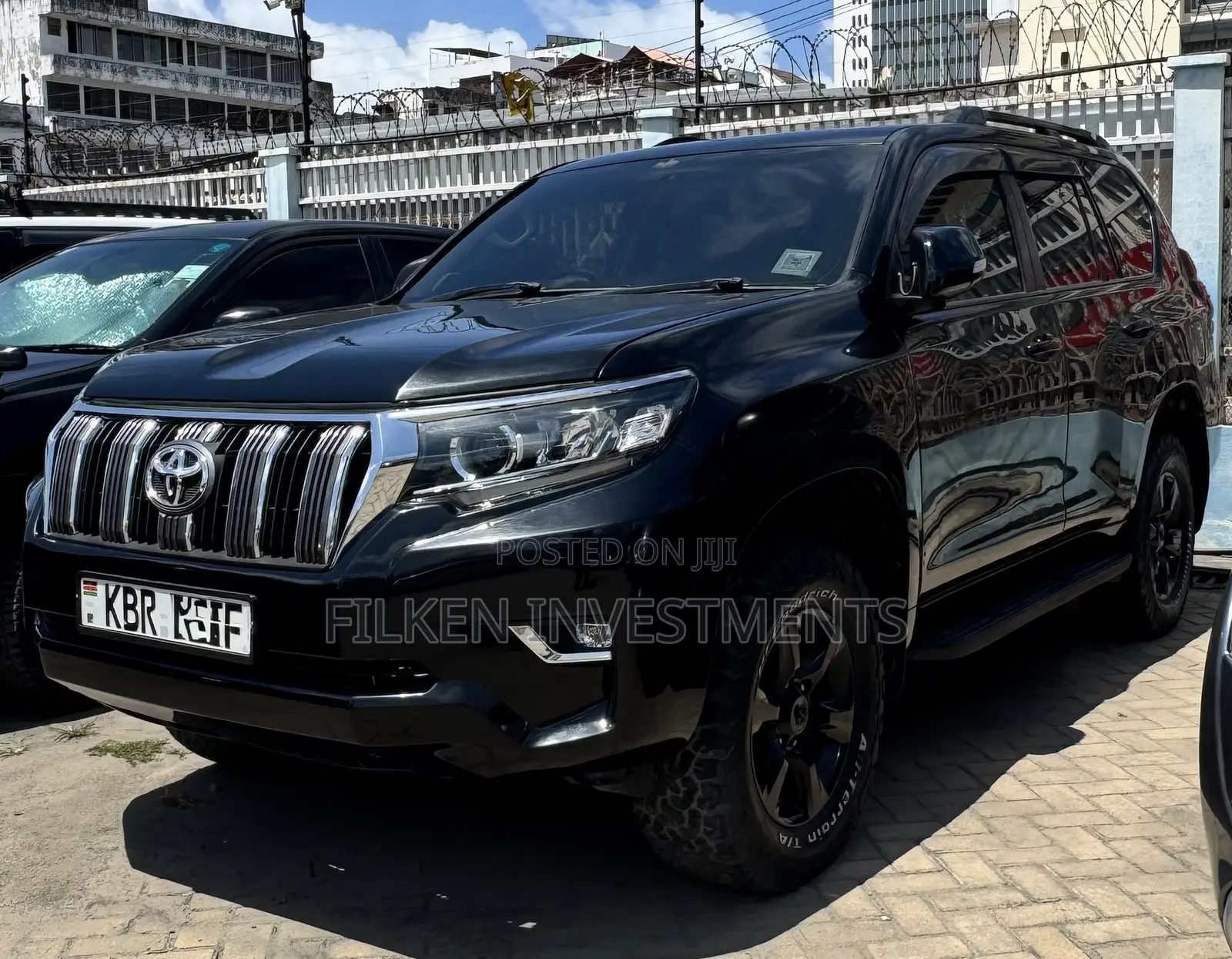 Toyota Land Cruiser Prado 2.7 i 2011 Black