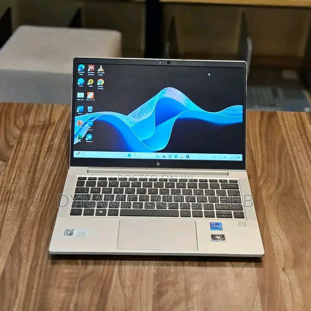 Laptop HP EliteBook 630 G10 16GB Intel Core i7 SSD 512GB