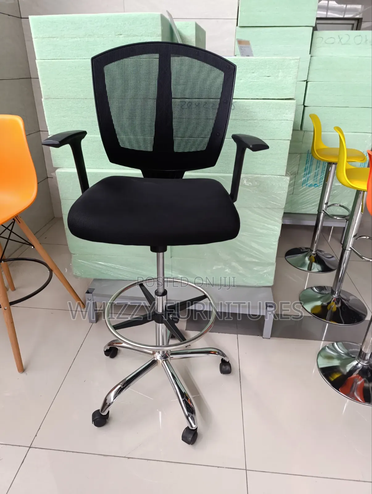 Executive Adjastable Counter Chair