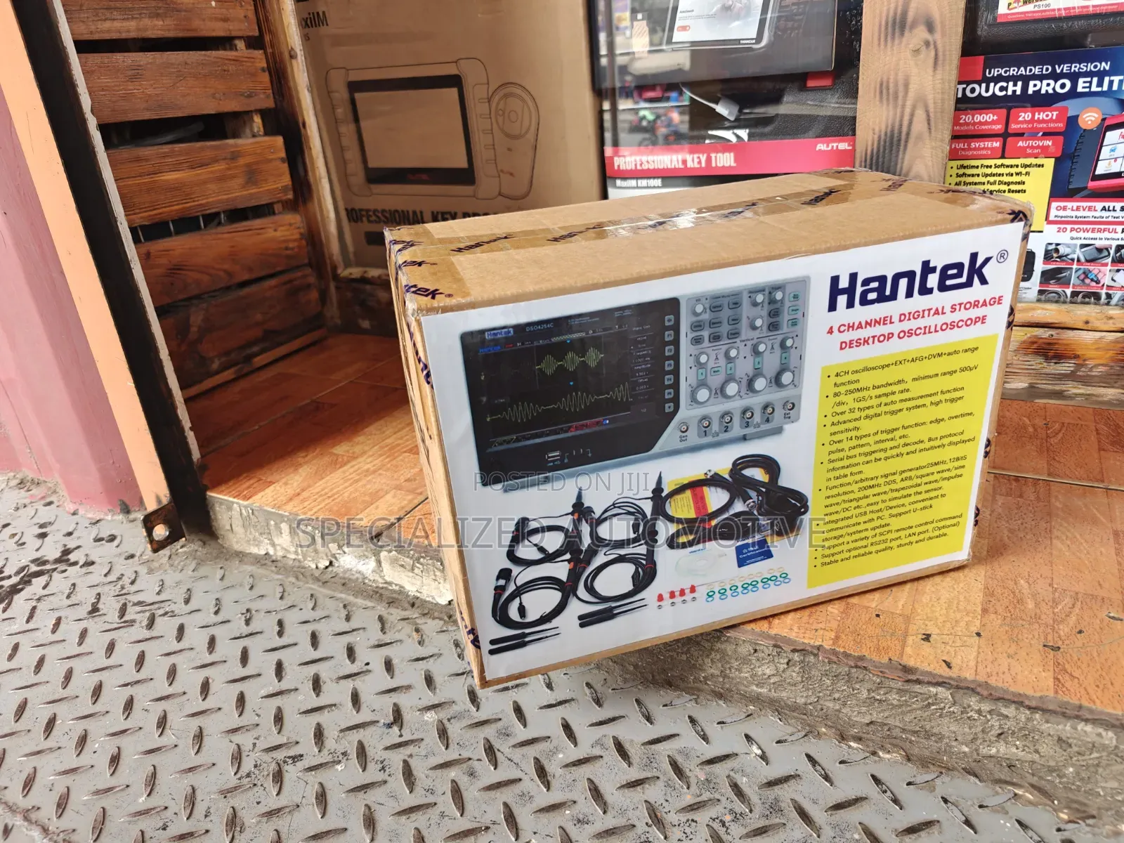 4 Chanel Digital Storage Desktop Oscilloscope 250MHZ
Hantek Dso4254c