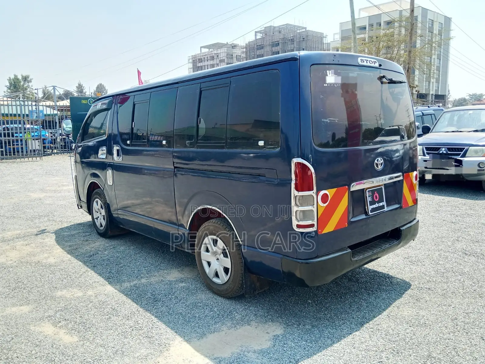 Toyota HiAce 2010 Black