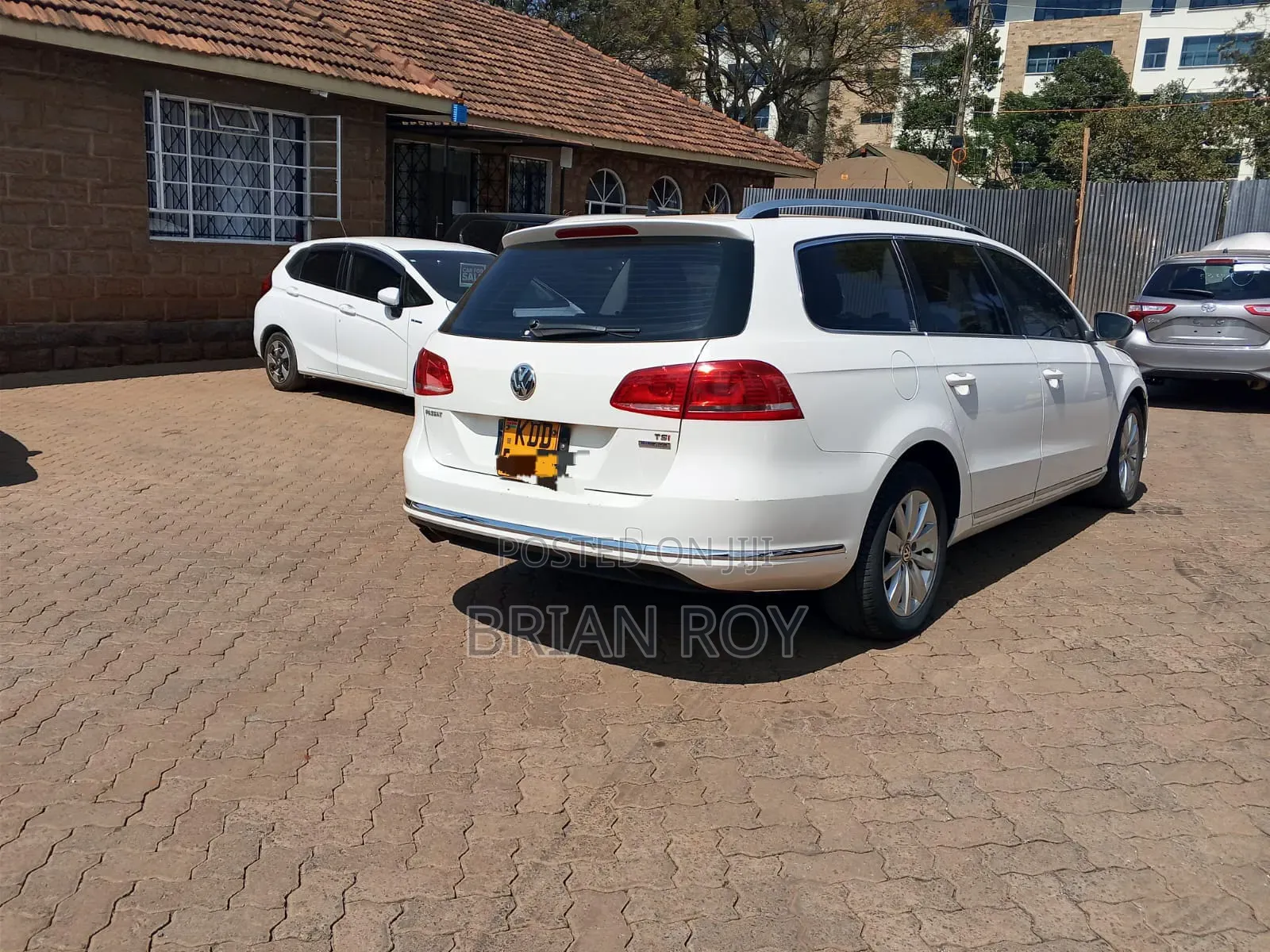 Volkswagen Passat 2014 White