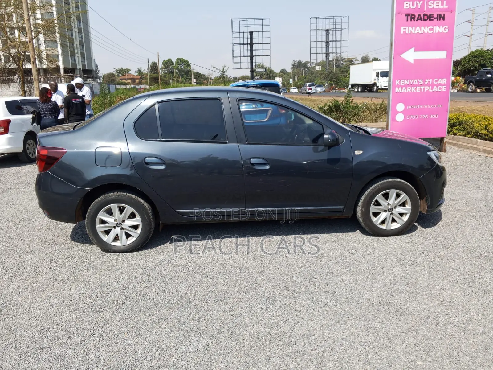 Renault Logan 2017 Gray
