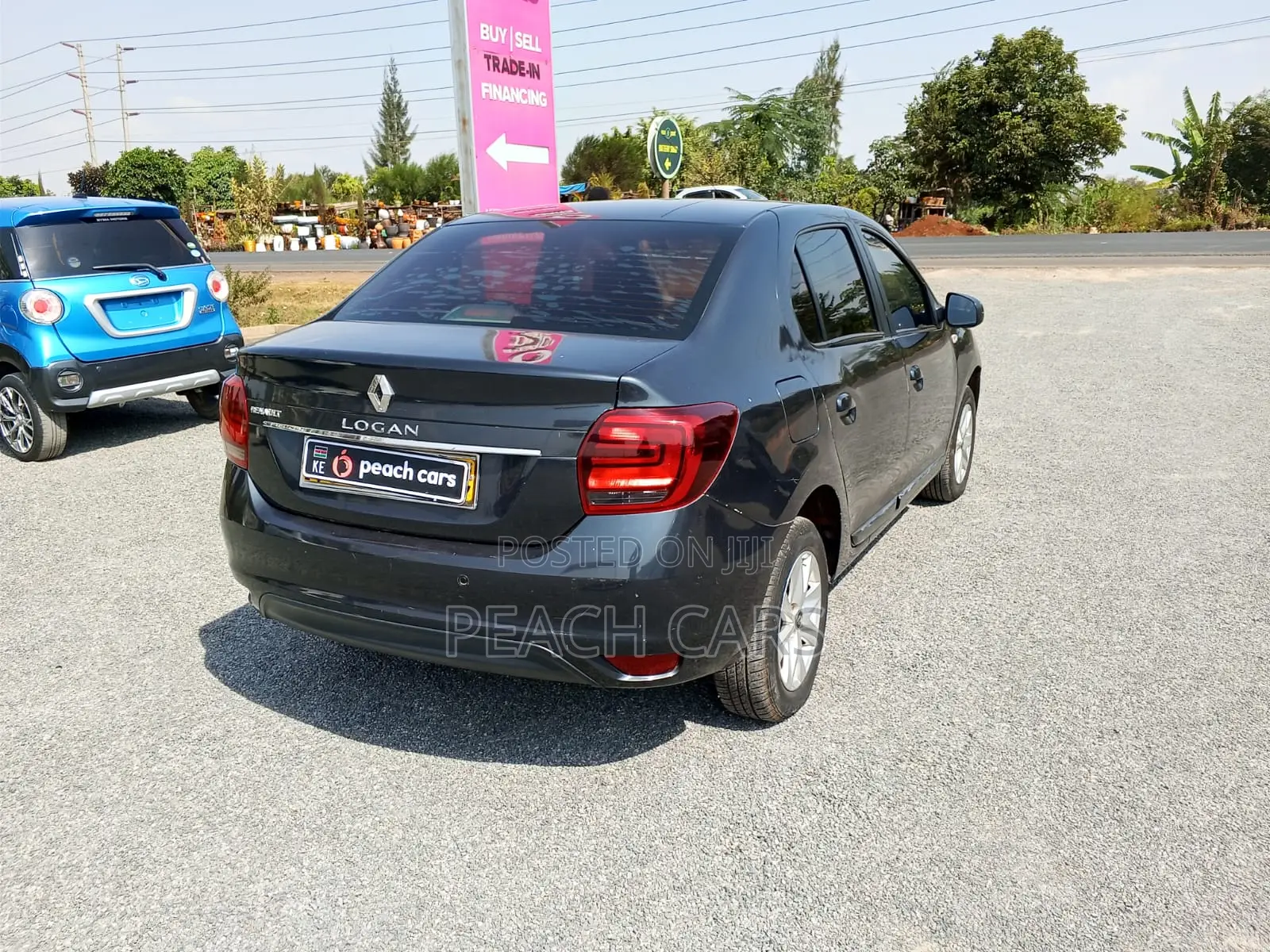 Renault Logan 2017 Gray