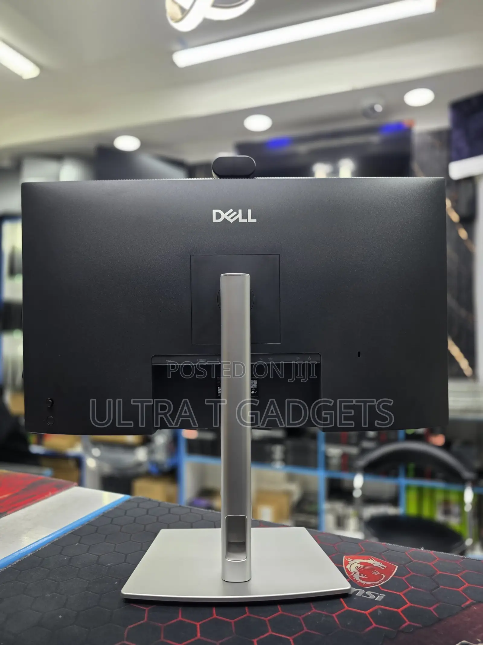 Dell Pro P2726DEB 27 Inch QHD Conferencing Monitor