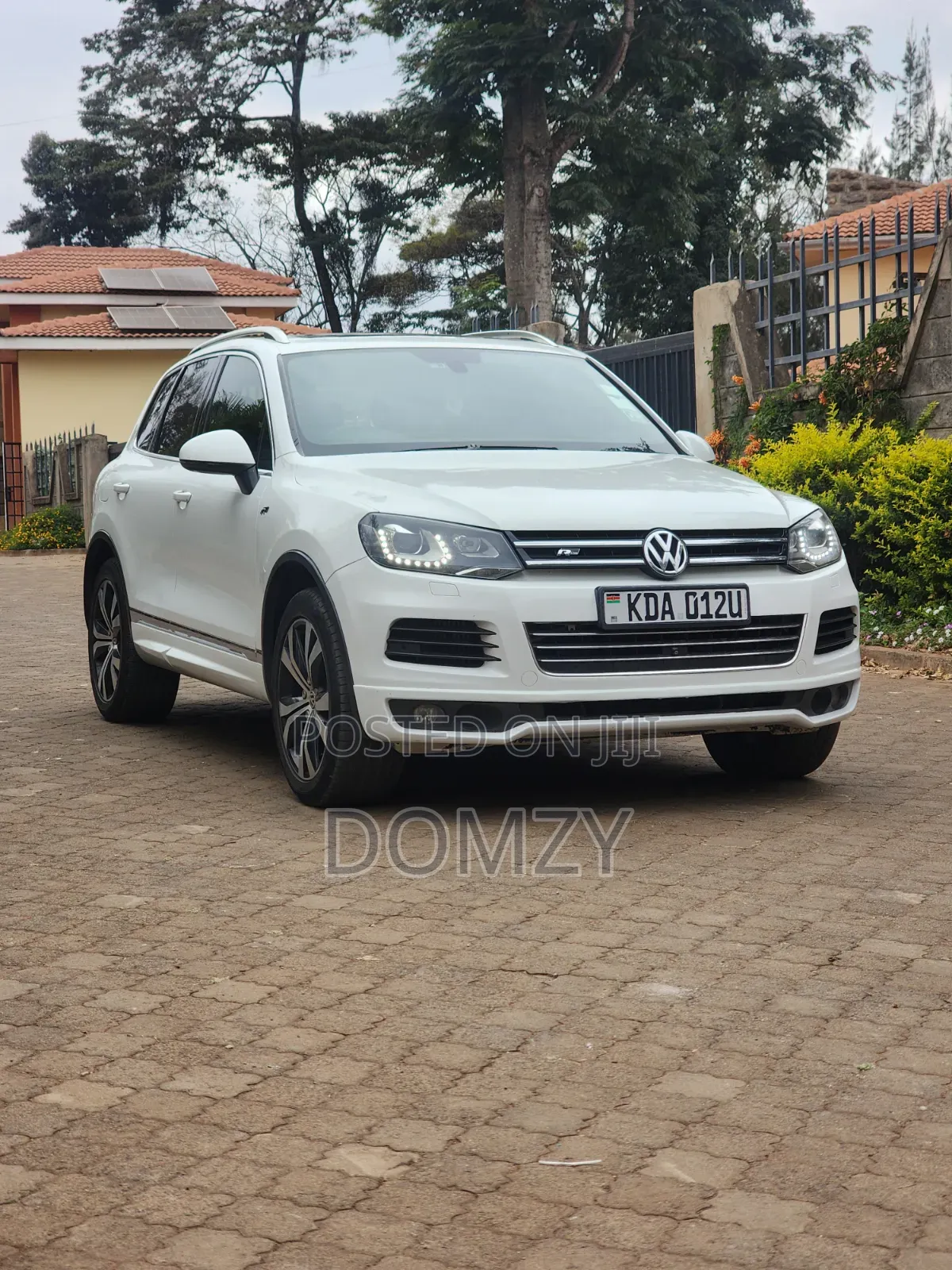 Volkswagen Touareg TDI R-Line 4dr SUV AWD (3.0L 6cyl Turbodiesel 8A)