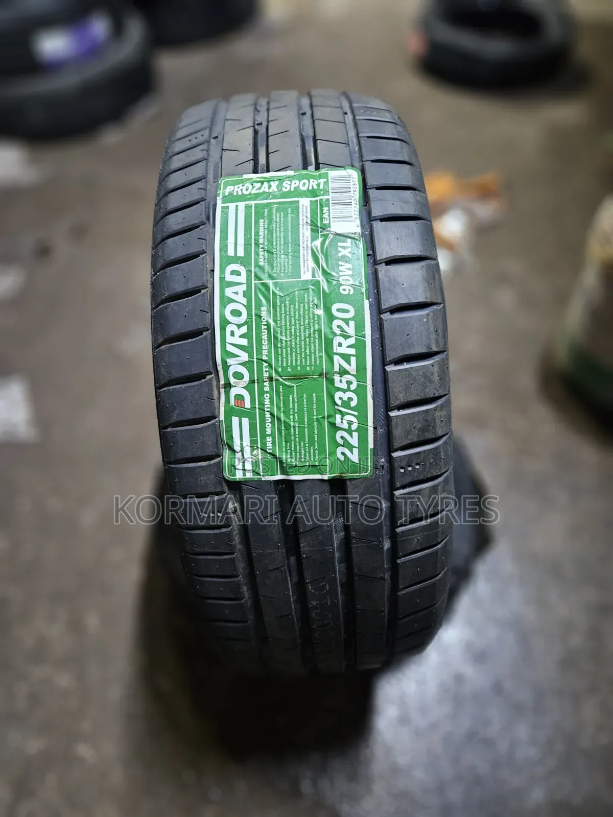 225/35r20 Dovroad Tire