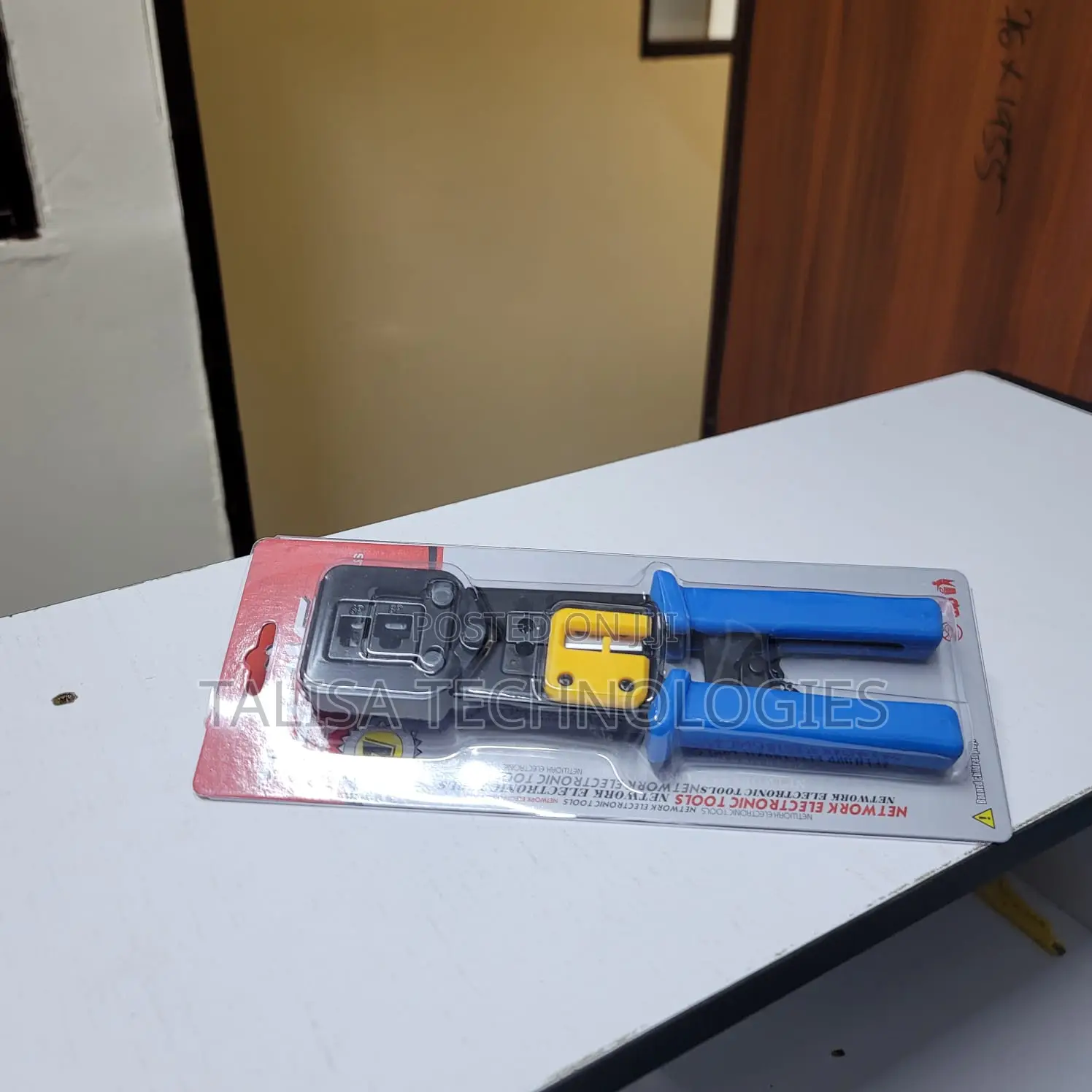 Pass-Through Crimping Tool
