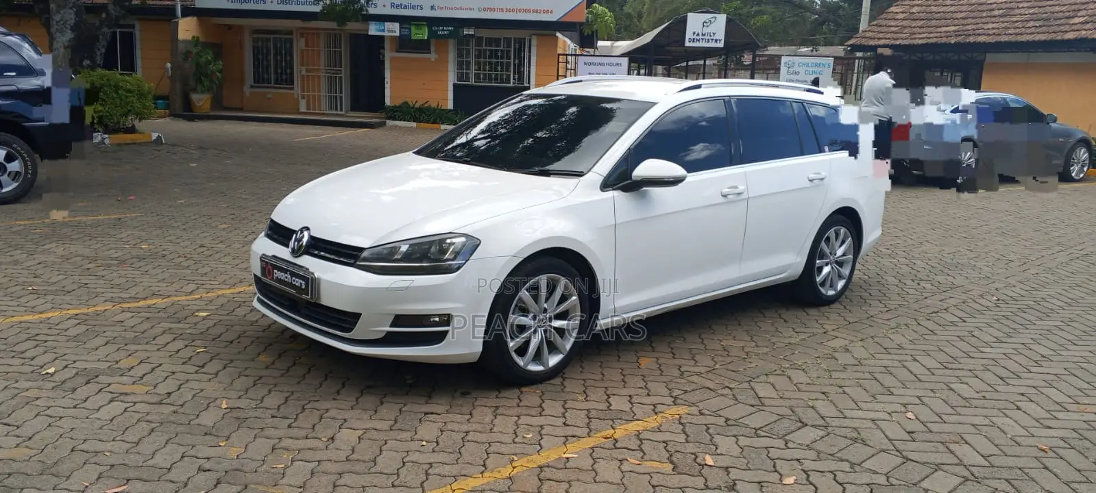 Volkswagen Golf 2017 White