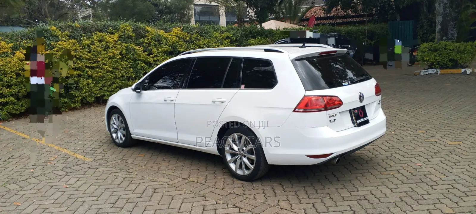 Volkswagen Golf 2017 White