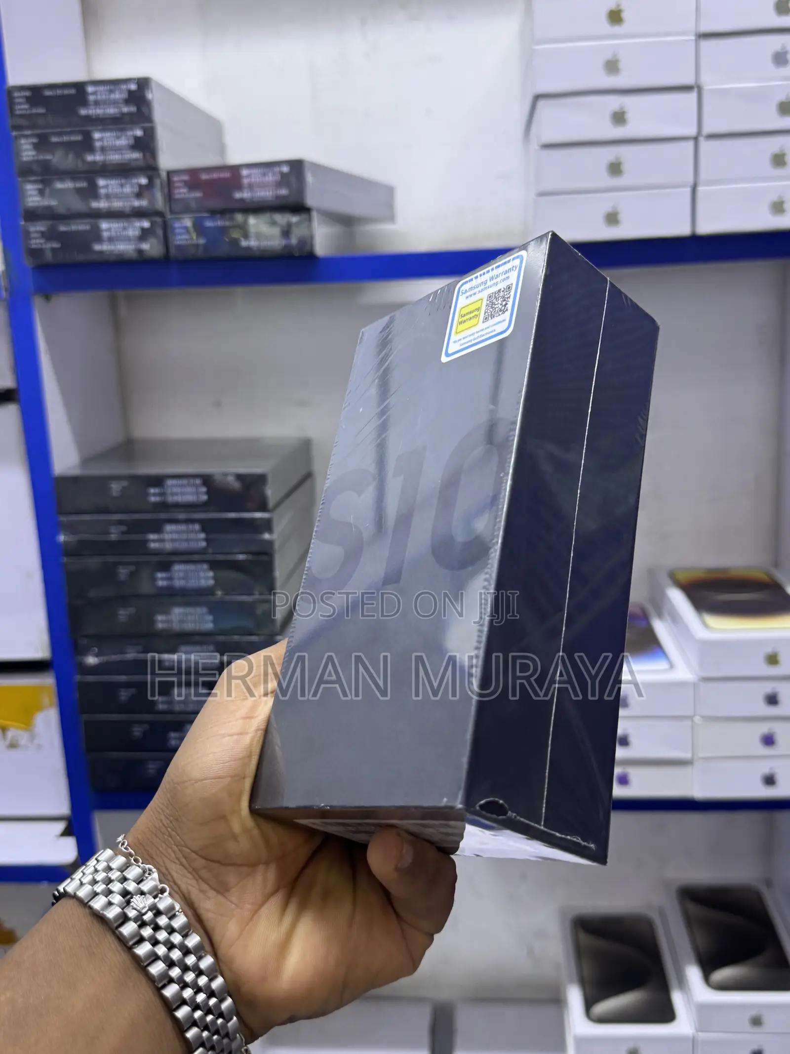 New Samsung Galaxy S10 128 GB Black
