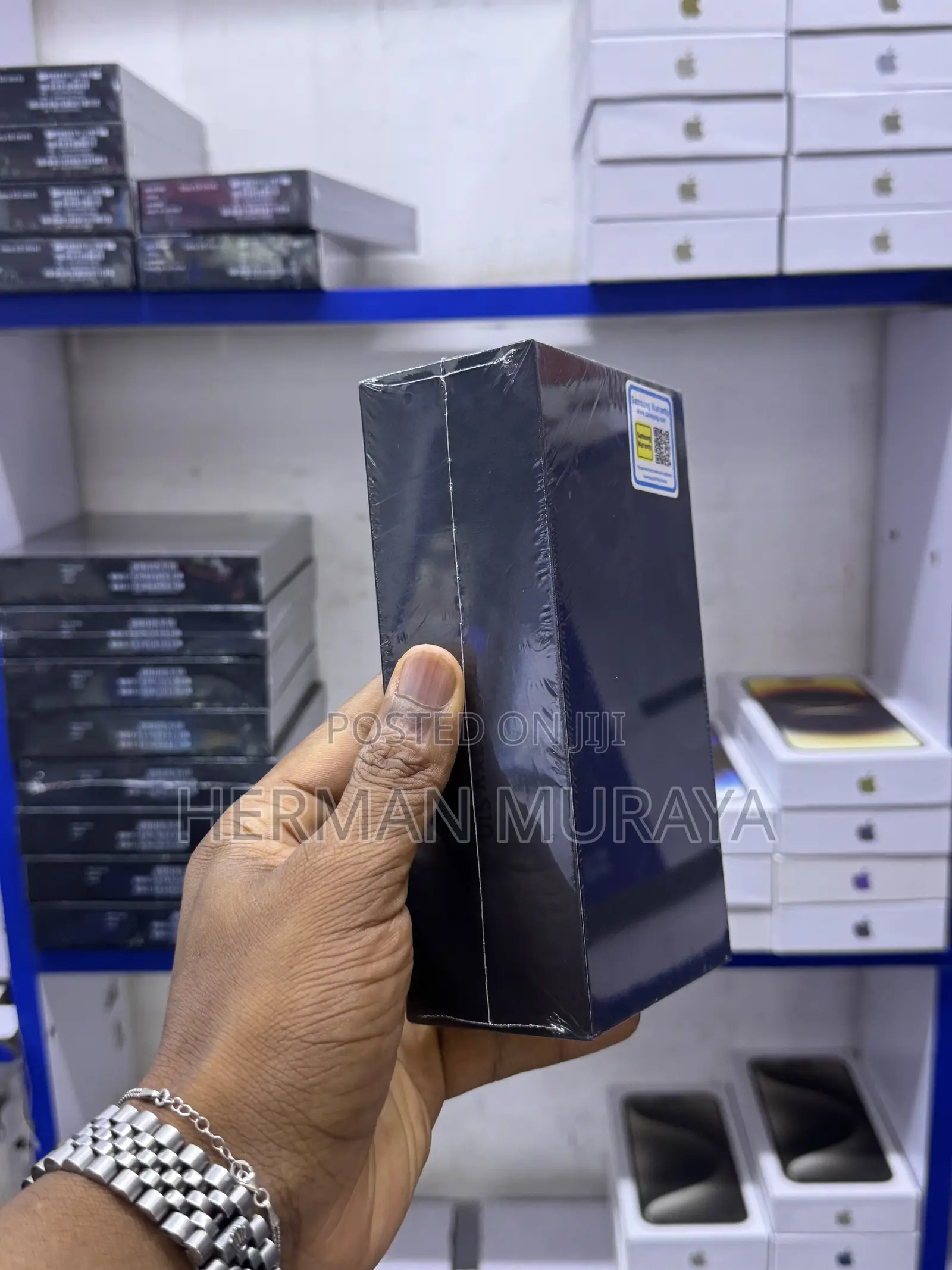 New Samsung Galaxy S10 128 GB Black