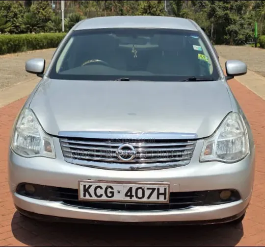 Nissan Bluebird 2009 Silver