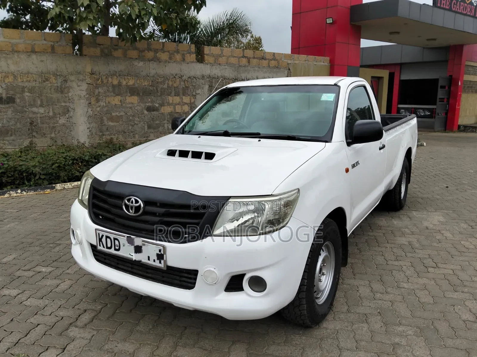 Toyota Hilux SR5 2014 Off white