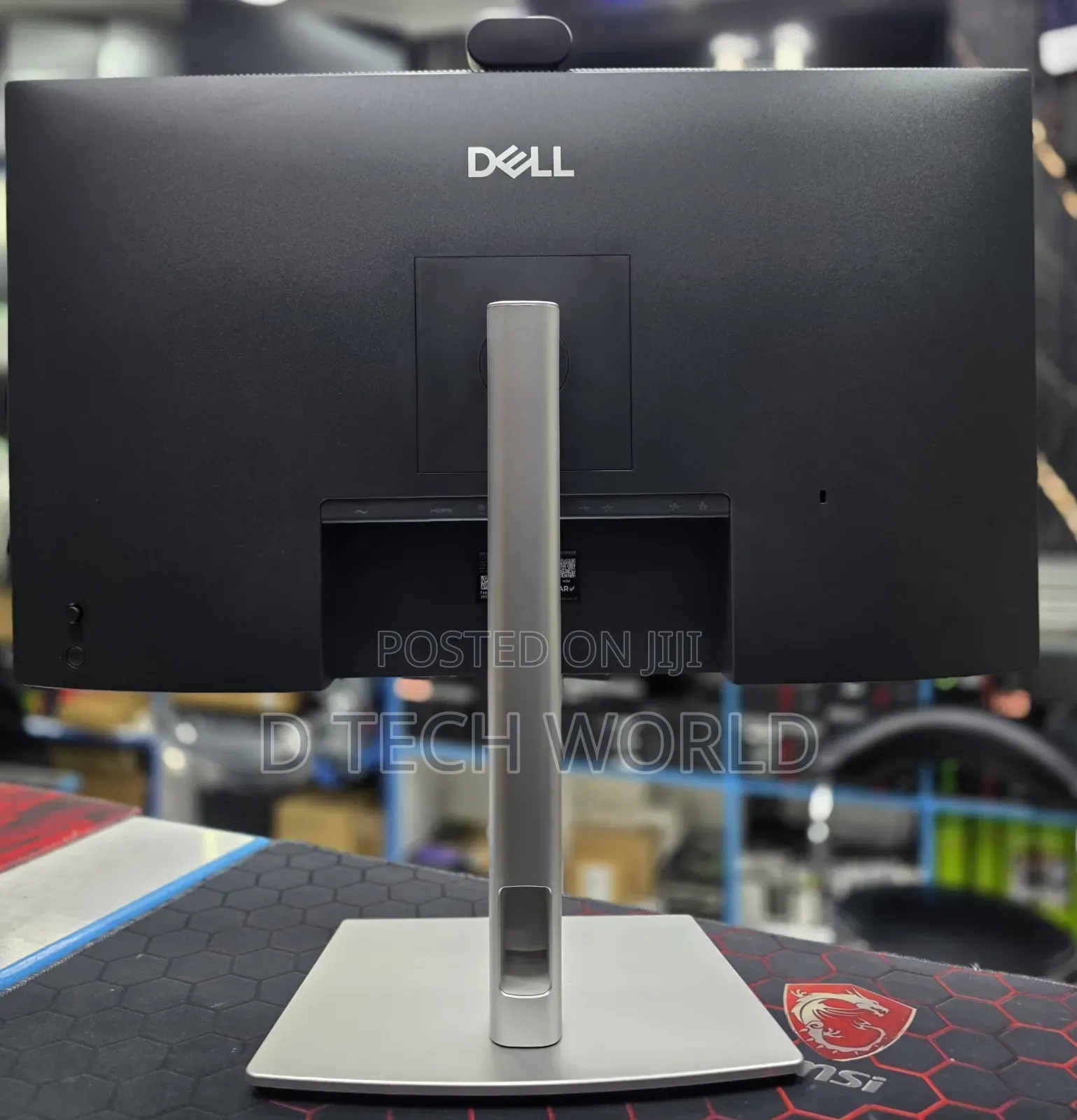 Dell Pro P2726DEB 27 Inch QHD Conferencing Monitor 
 Size:27 Inch