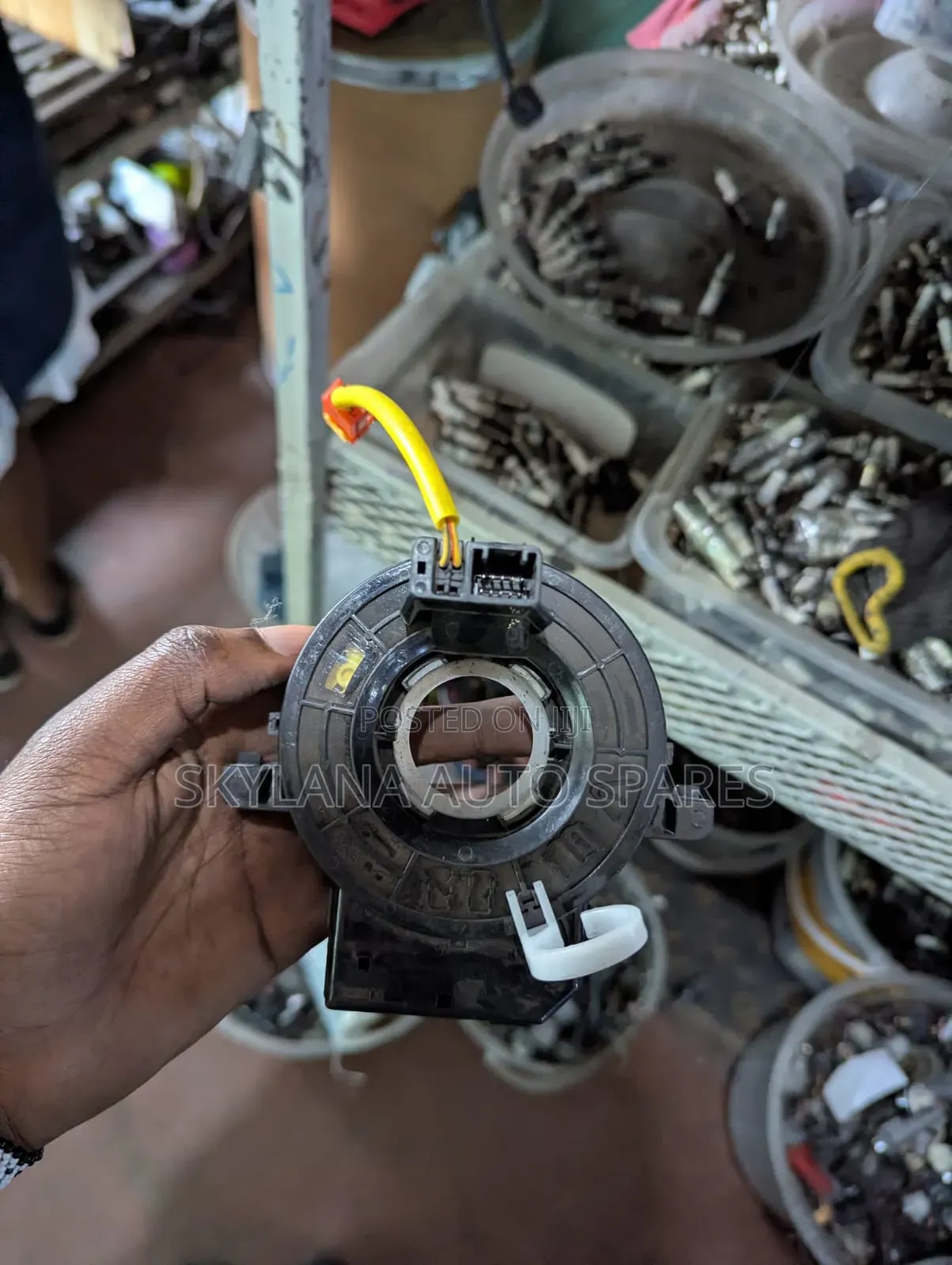 Mitsubishi Horn Spiral