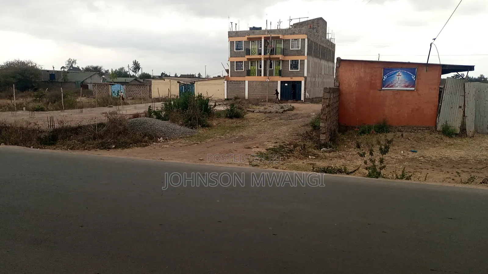 Prime Commercial Plot on Quick Sale JUJAFARM SHOPPING CENTER