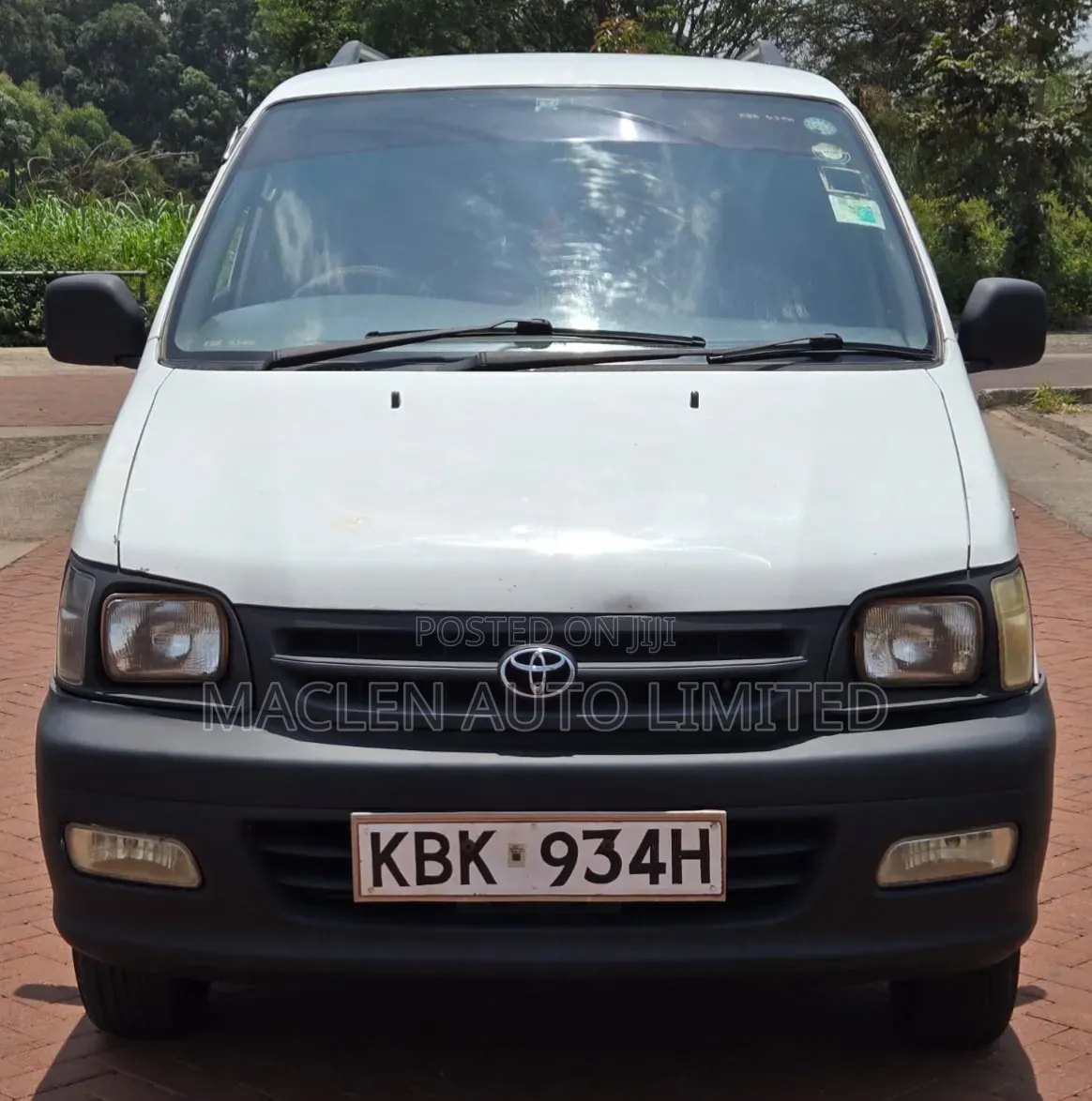 Toyota TownAce 2002 White
