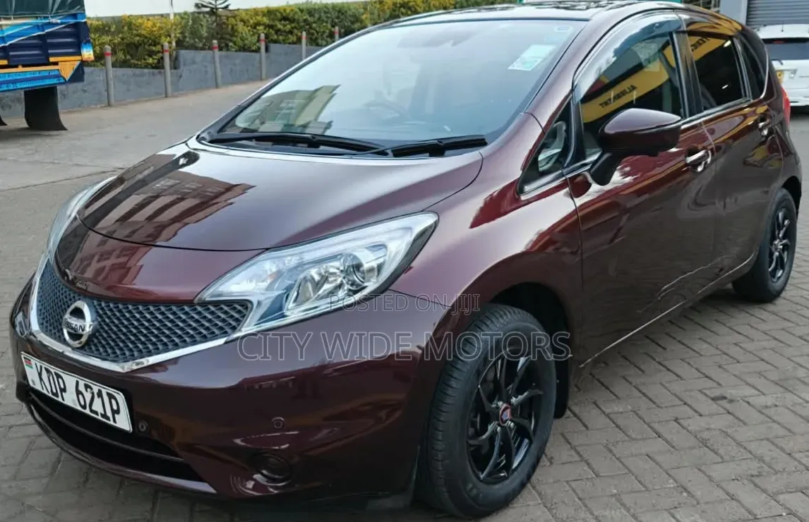Nissan Note 2016 Maroon