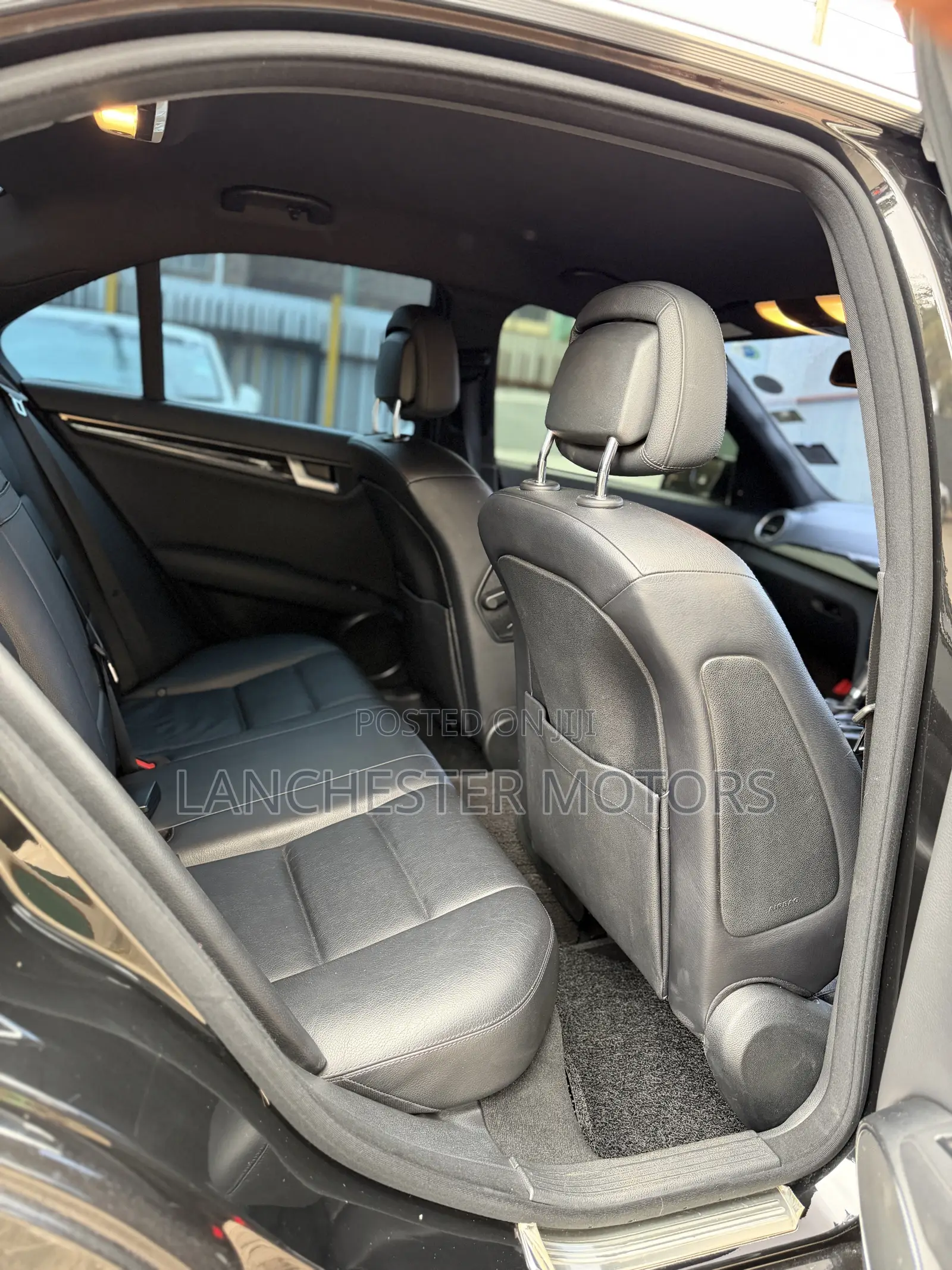 Mercedes-Benz C200 2012 Black