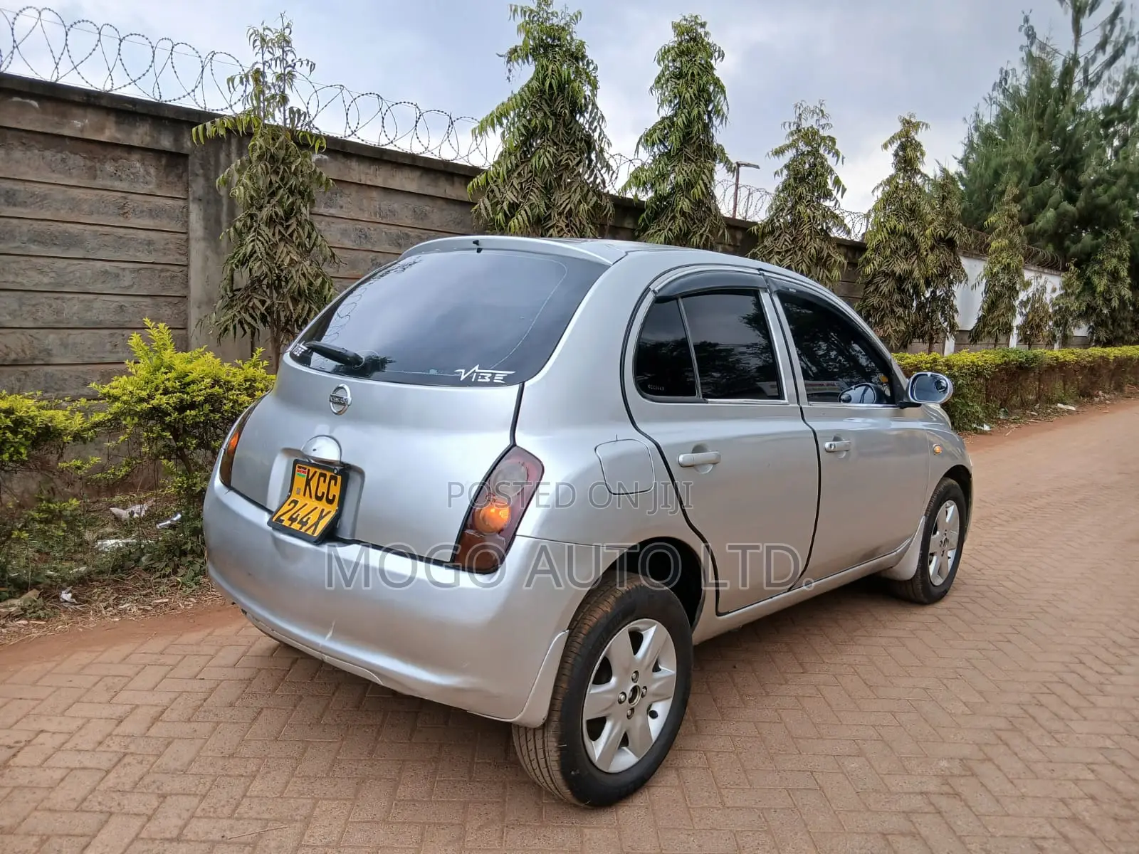 Nissan March 2008 Silver