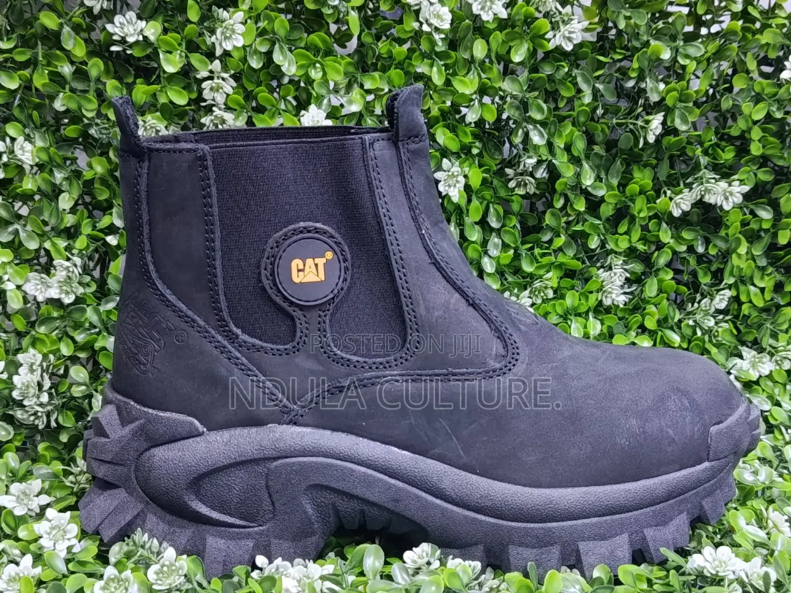 Cat Rugged Slip-on Boots