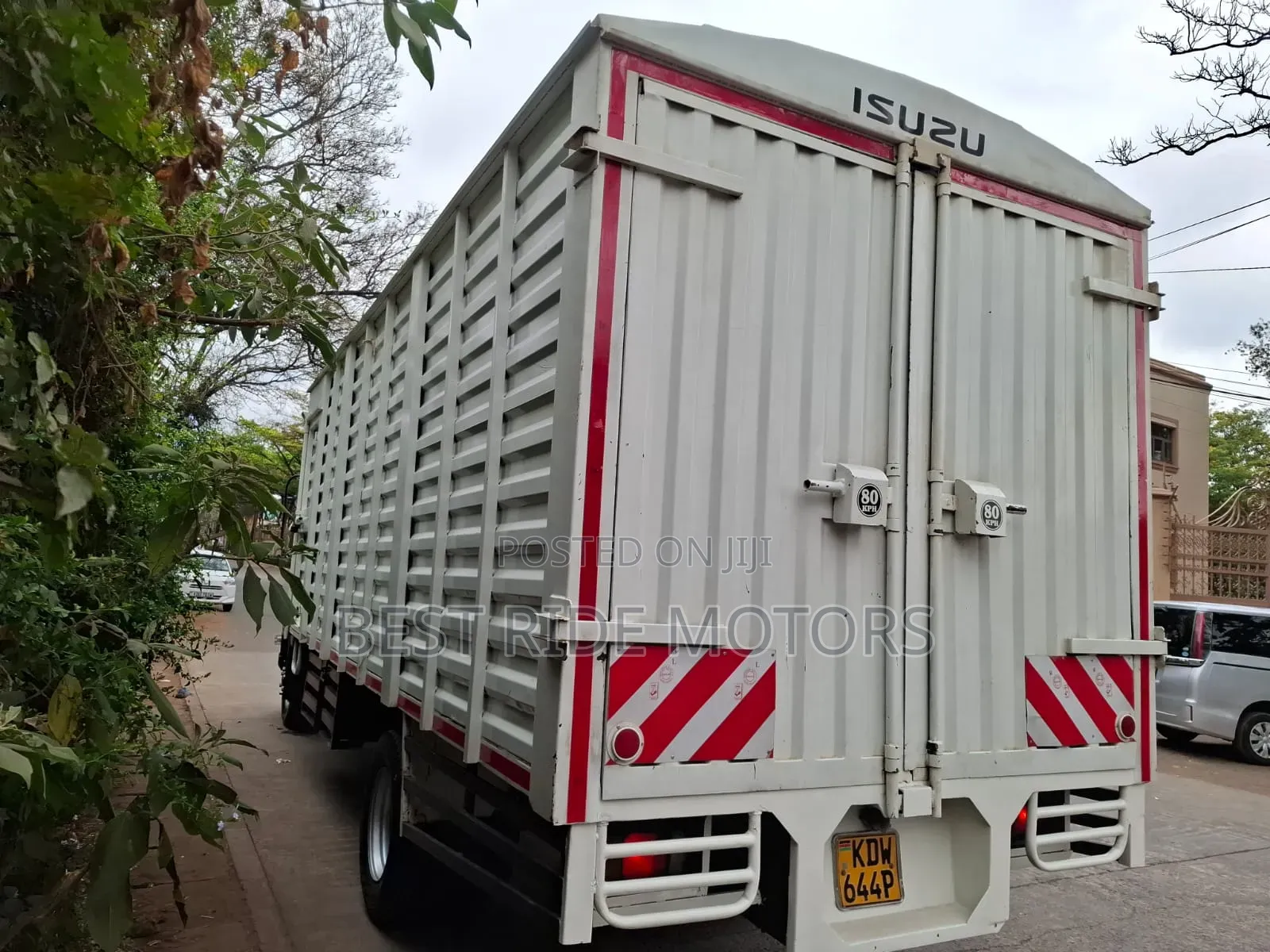 Isuzu FRR Local 2019 White
