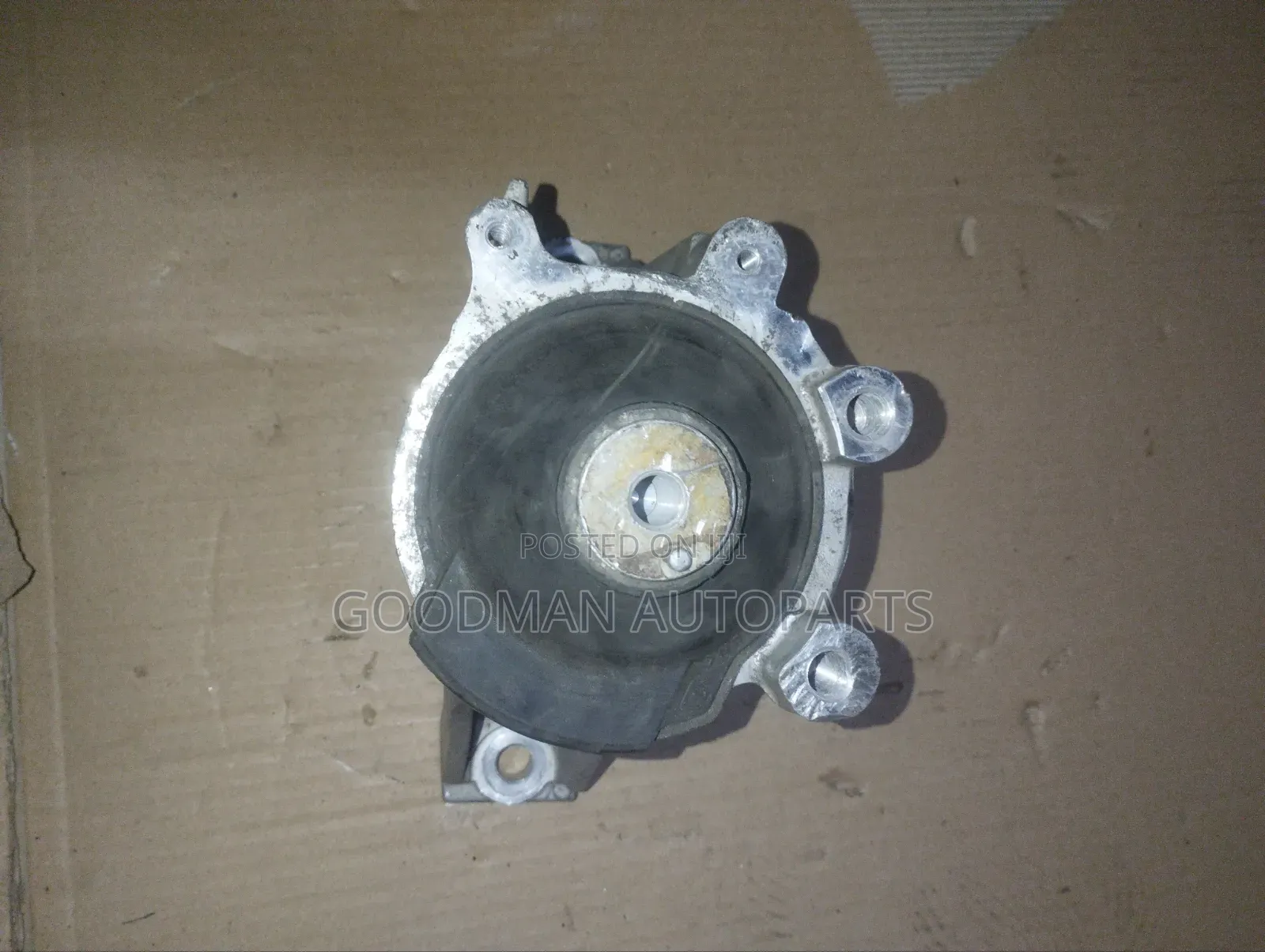 Honda CR-V Engine Mounting