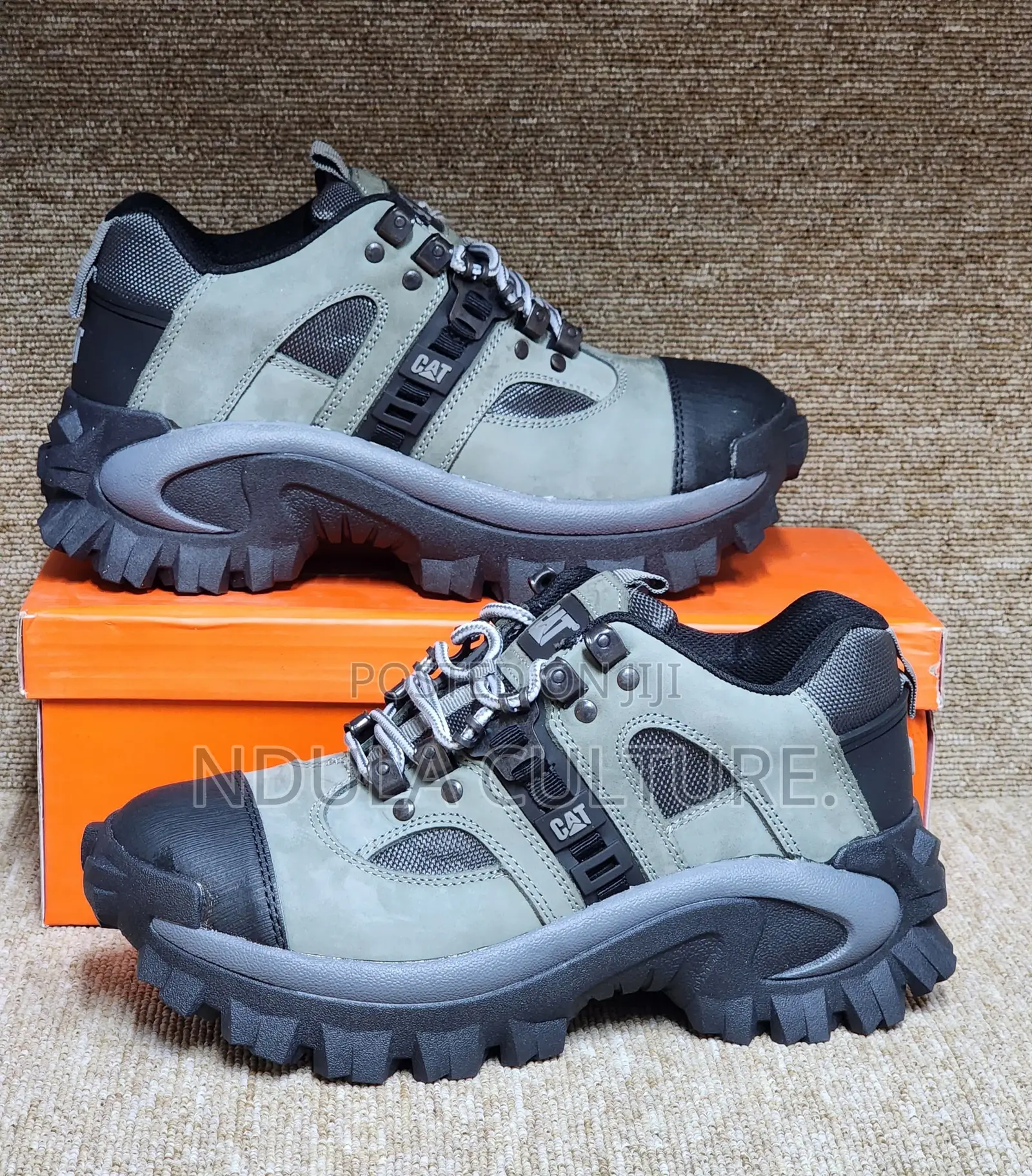 Caterpillar Low Cut Rugged Boots