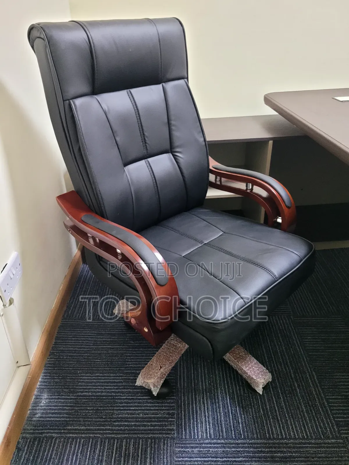 Executive Office Chair