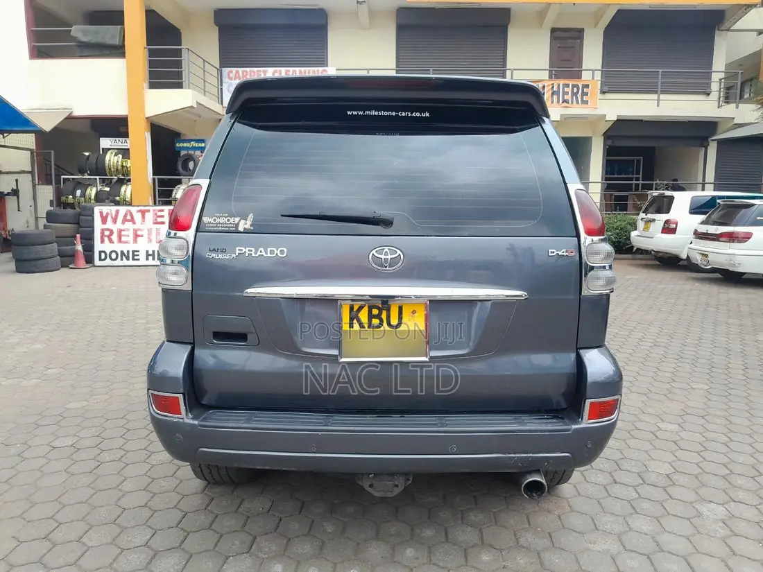 Toyota Land Cruiser Prado 3.0 D-4D 5dr 2006 Gray