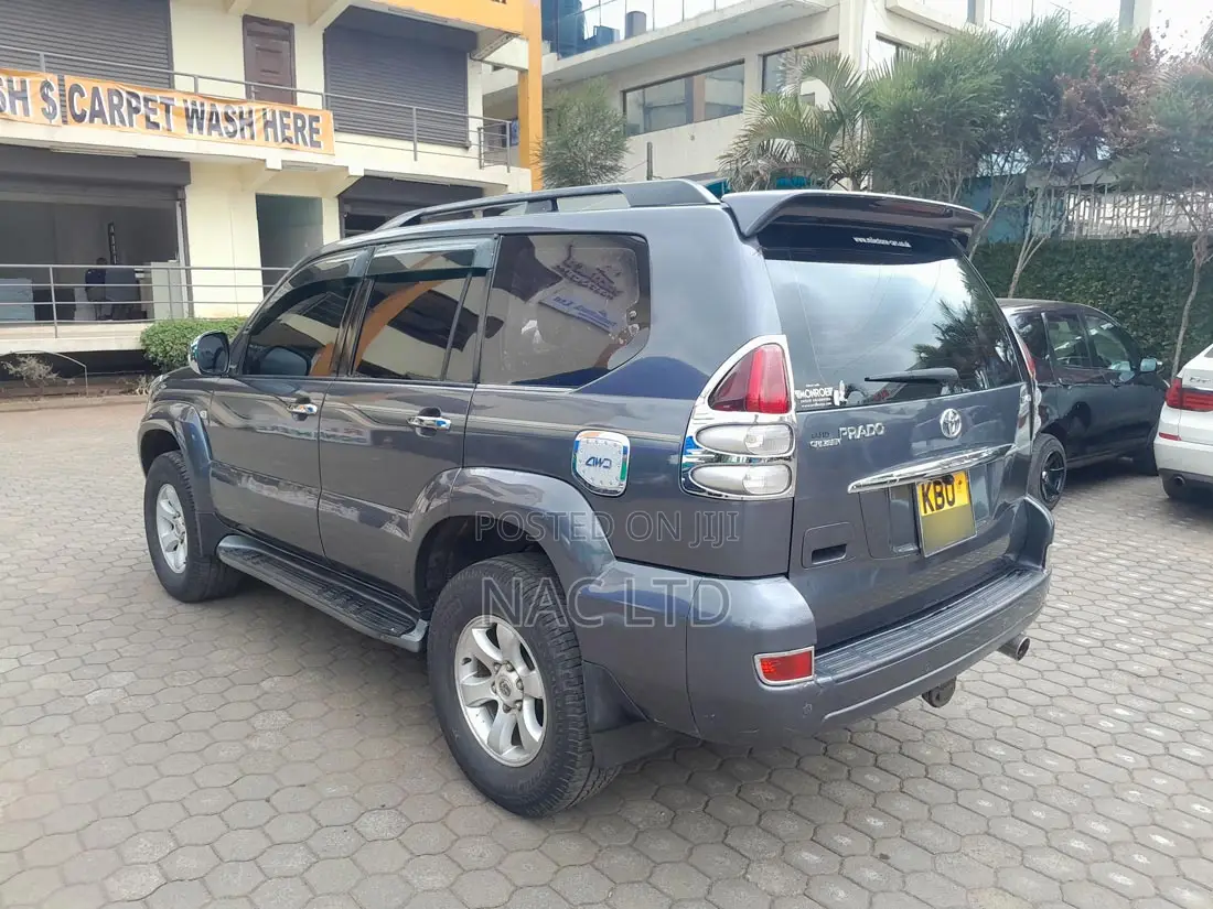 Toyota Land Cruiser Prado 3.0 D-4D 5dr 2006 Gray