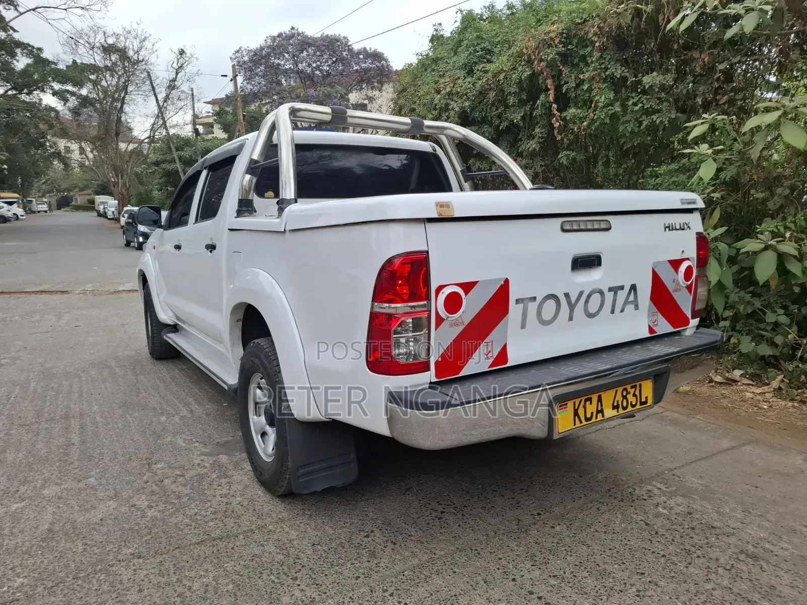 Toyota Hilux 2014 White