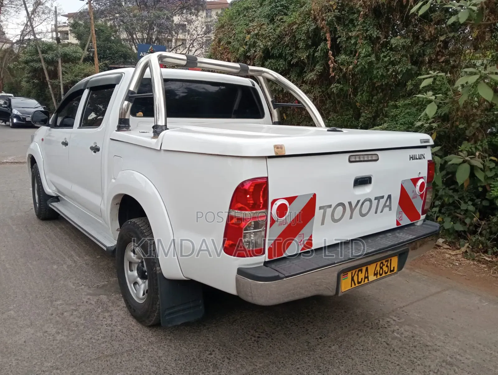 Toyota Hilux 2014 White