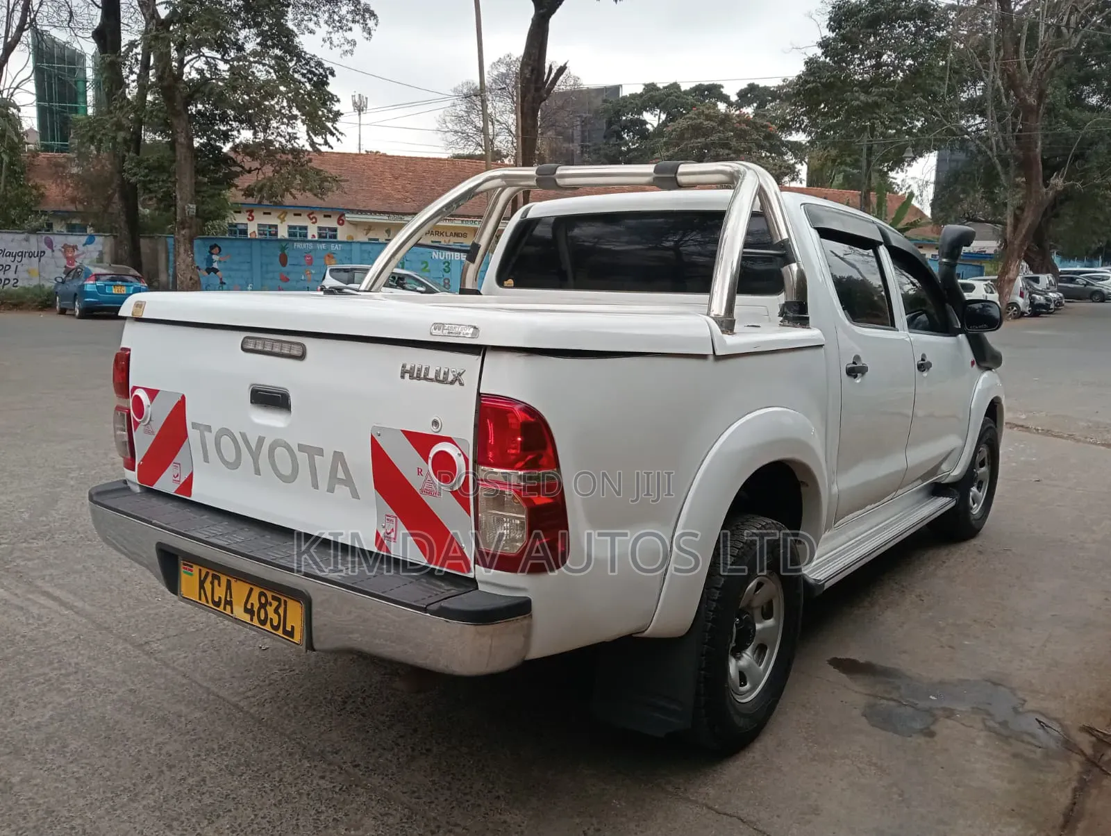 Toyota Hilux 2014 White
