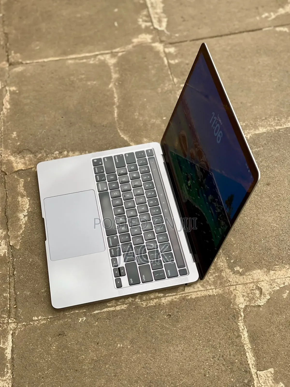 Laptop Apple MacBook Pro 2020 M1 16GB Apple M1 SSD 256GB