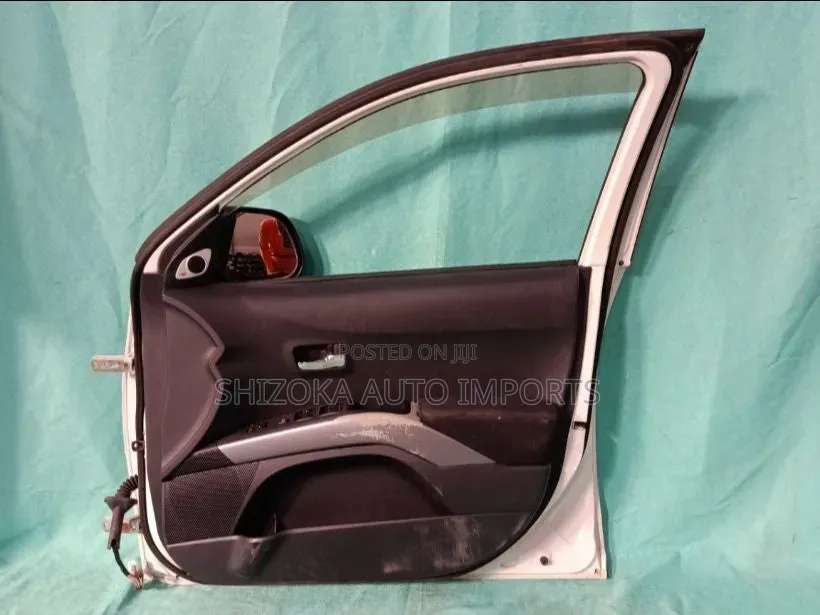 F Door Assy Rh Mitsubishi Outlander 2006