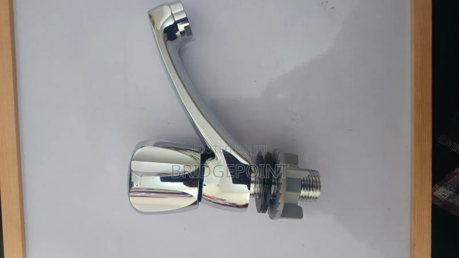 Sink Pillar Tap With Oval Handle