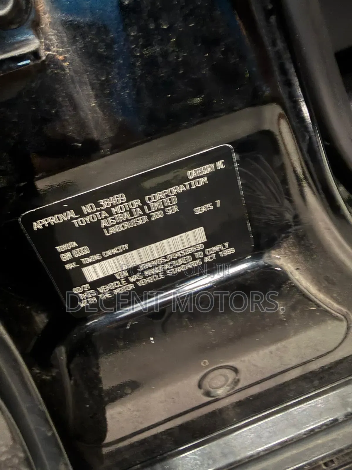 Toyota Land Cruiser 4.6 V8 GX 2019 Black