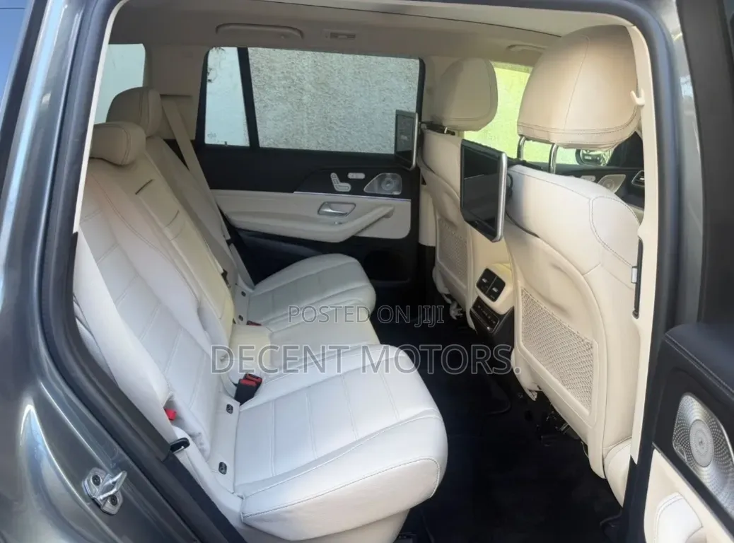 Mercedes-Benz GLS-Class GLS 400d 2021 Gray