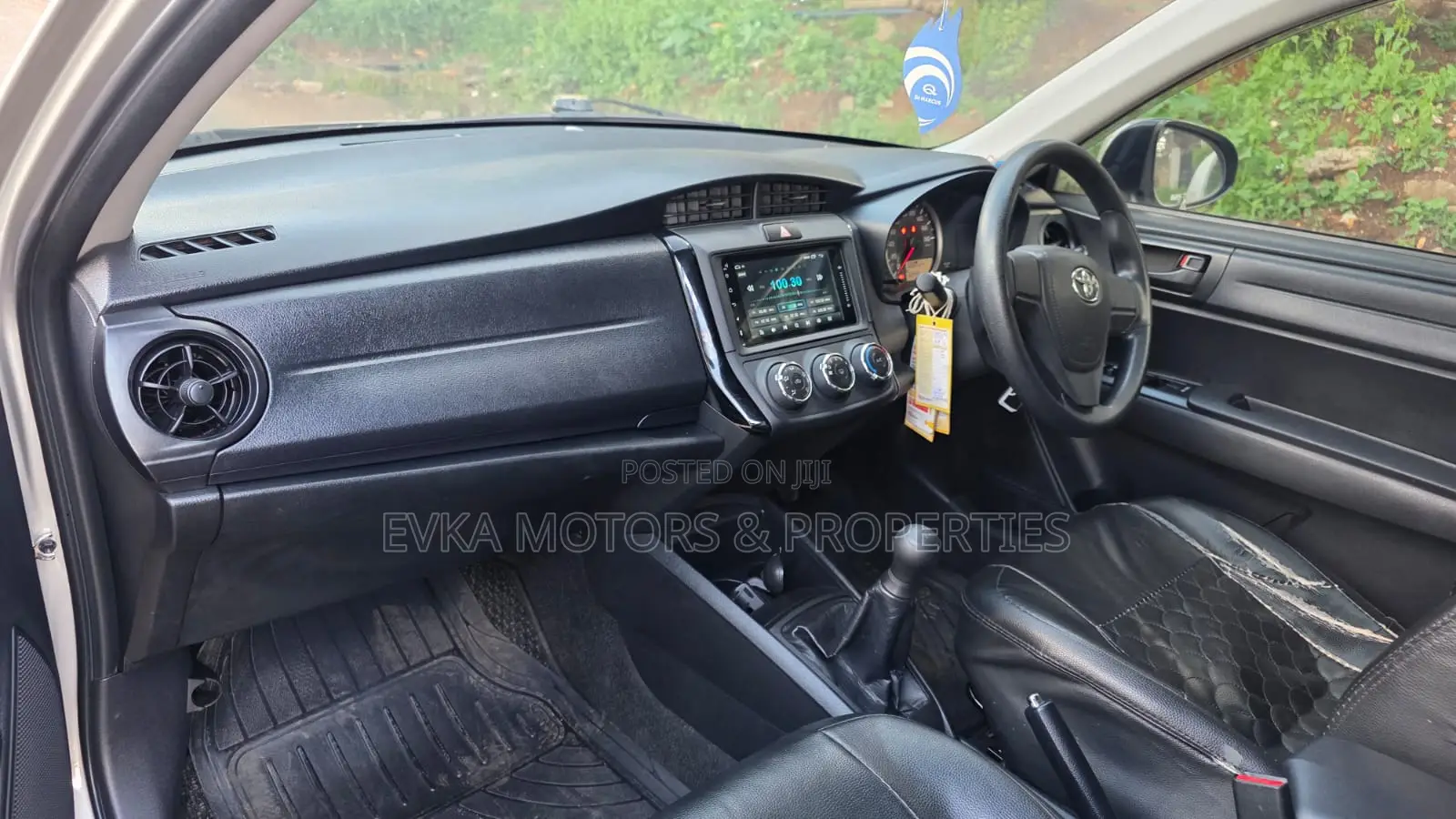 Toyota Axio 2015 Silver