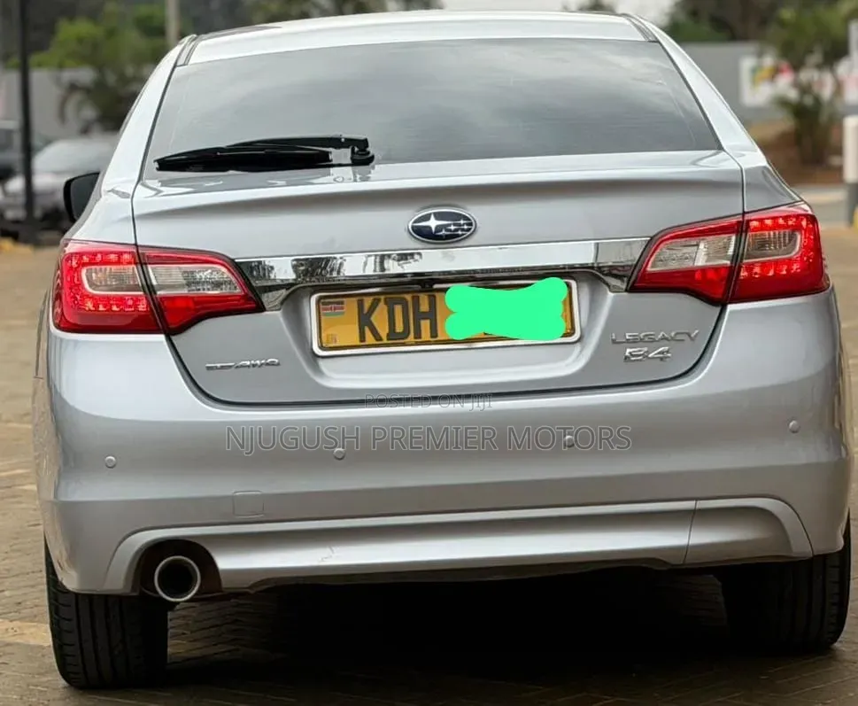 Subaru Legacy 2014 White