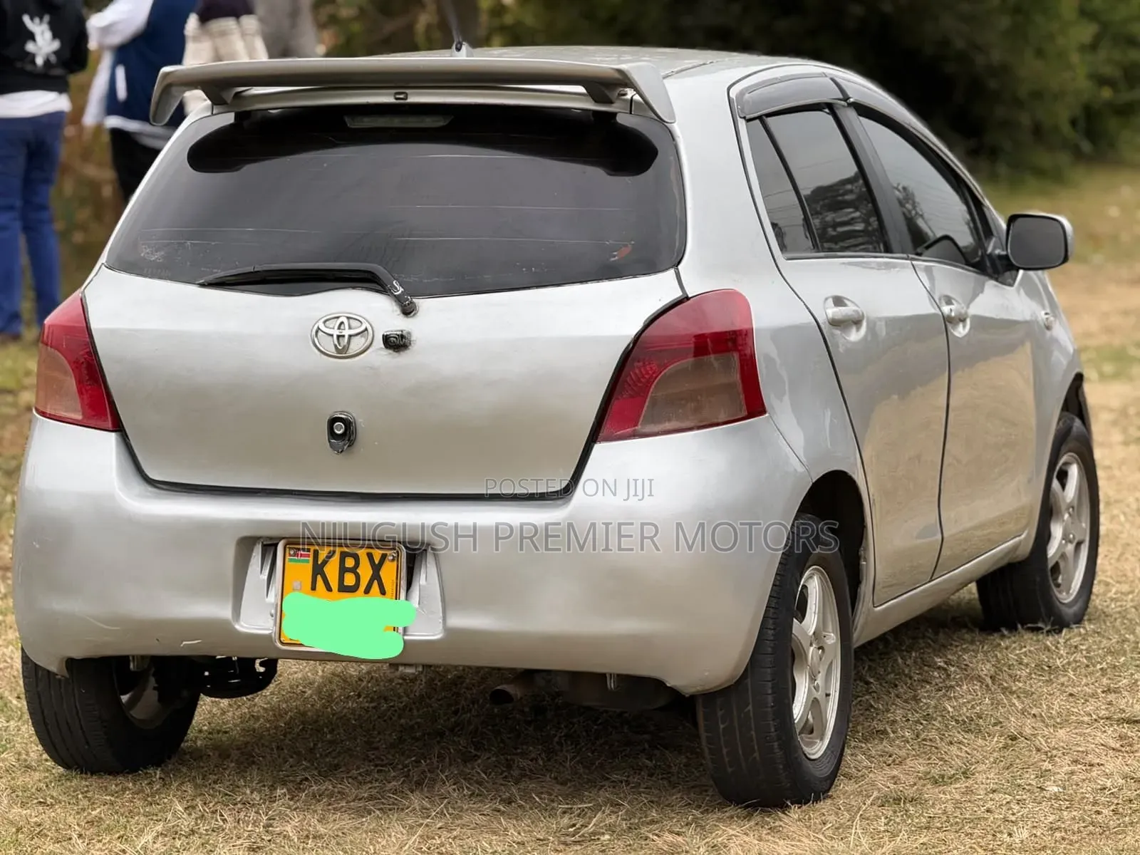 Toyota Vitz 2006 Silver