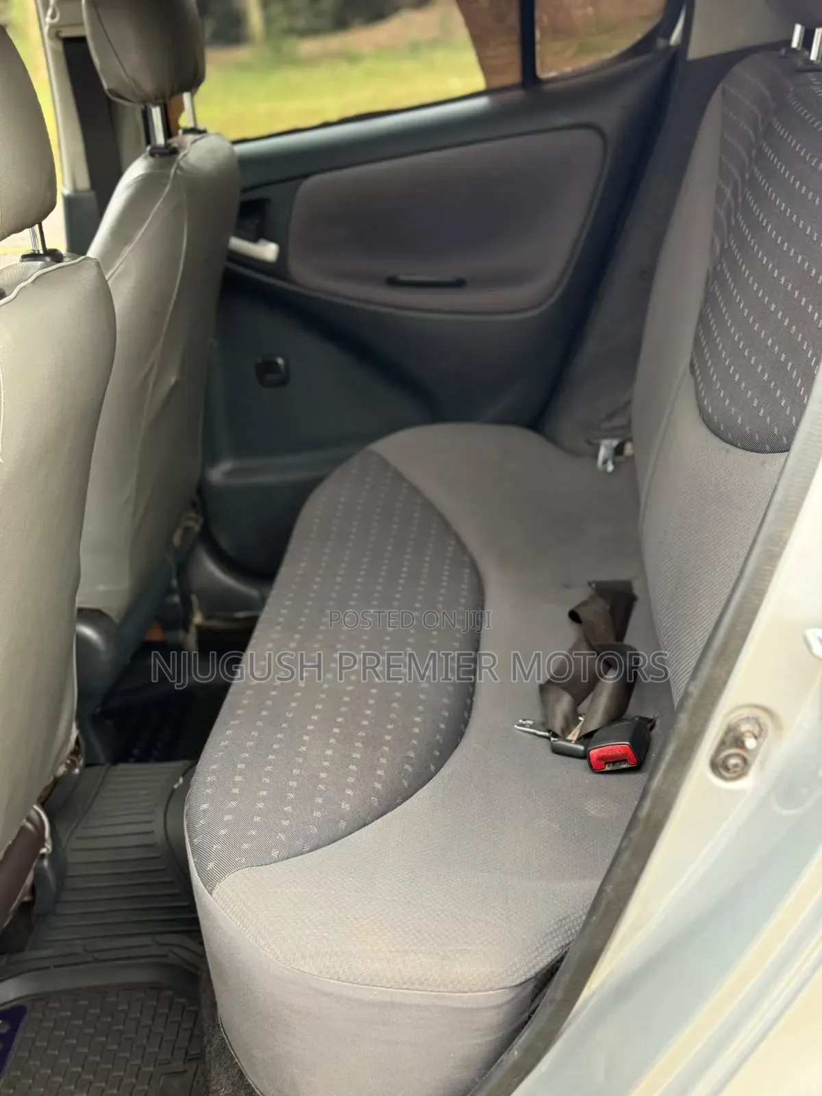 Toyota Vitz 2003 Silver