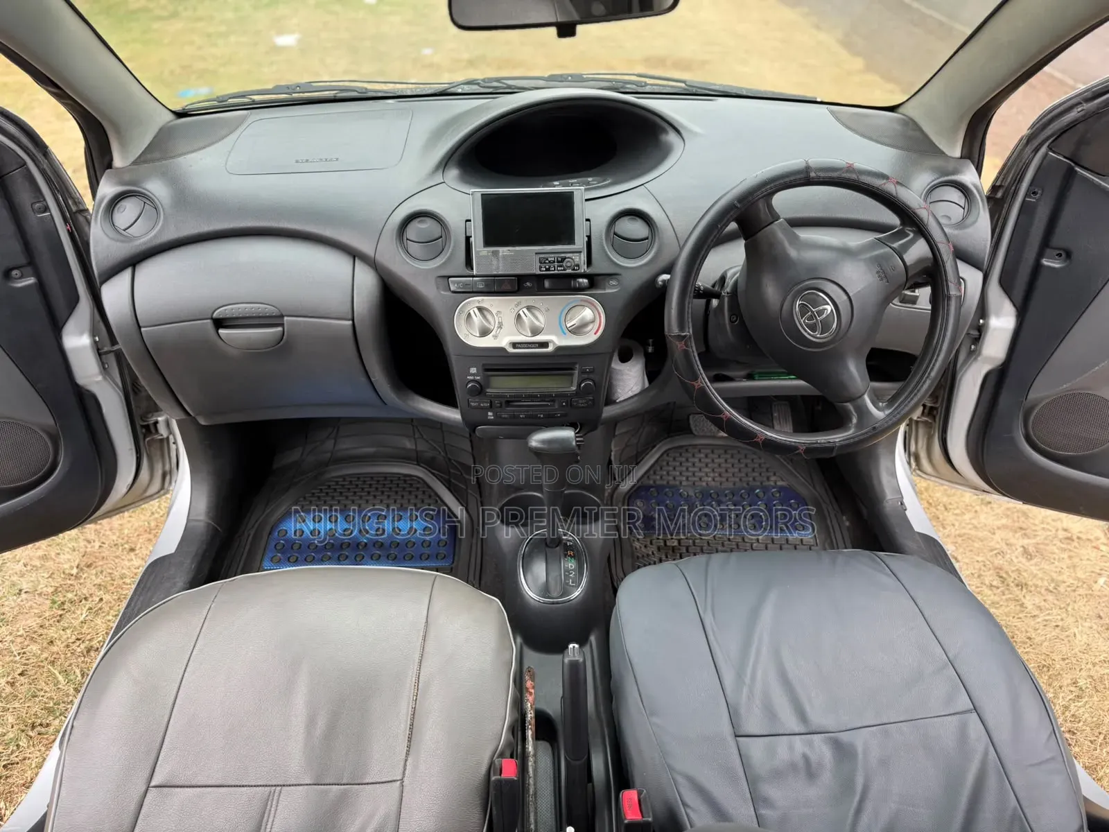Toyota Vitz 2003 Silver