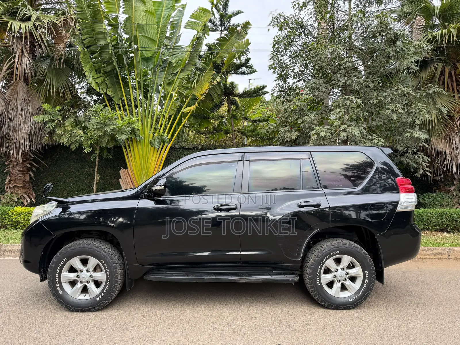 Toyota Land Cruiser Prado 2.7 i 2012 Black